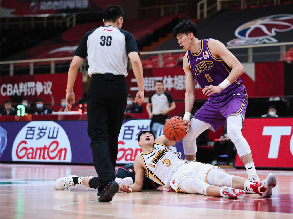 国米在前场 国米在前场