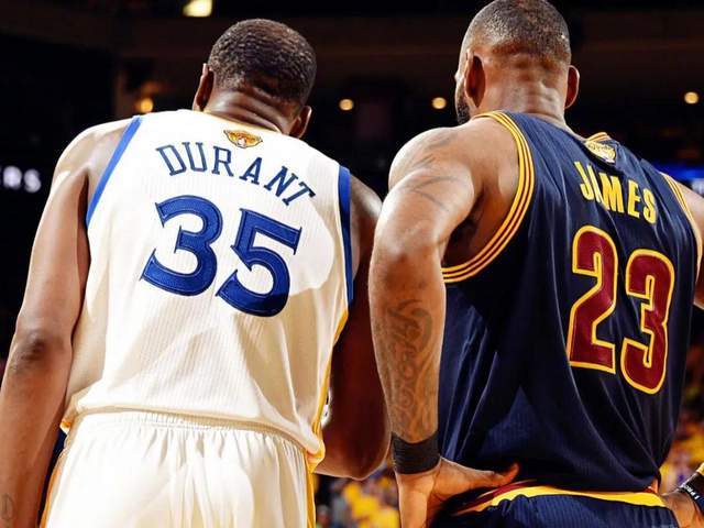 乐鱼体育下载-詹库杜时代终章：英雄迟暮，每一场都看一场少一场